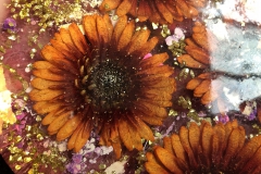hart groot bloemen 23 cm  € 44,95